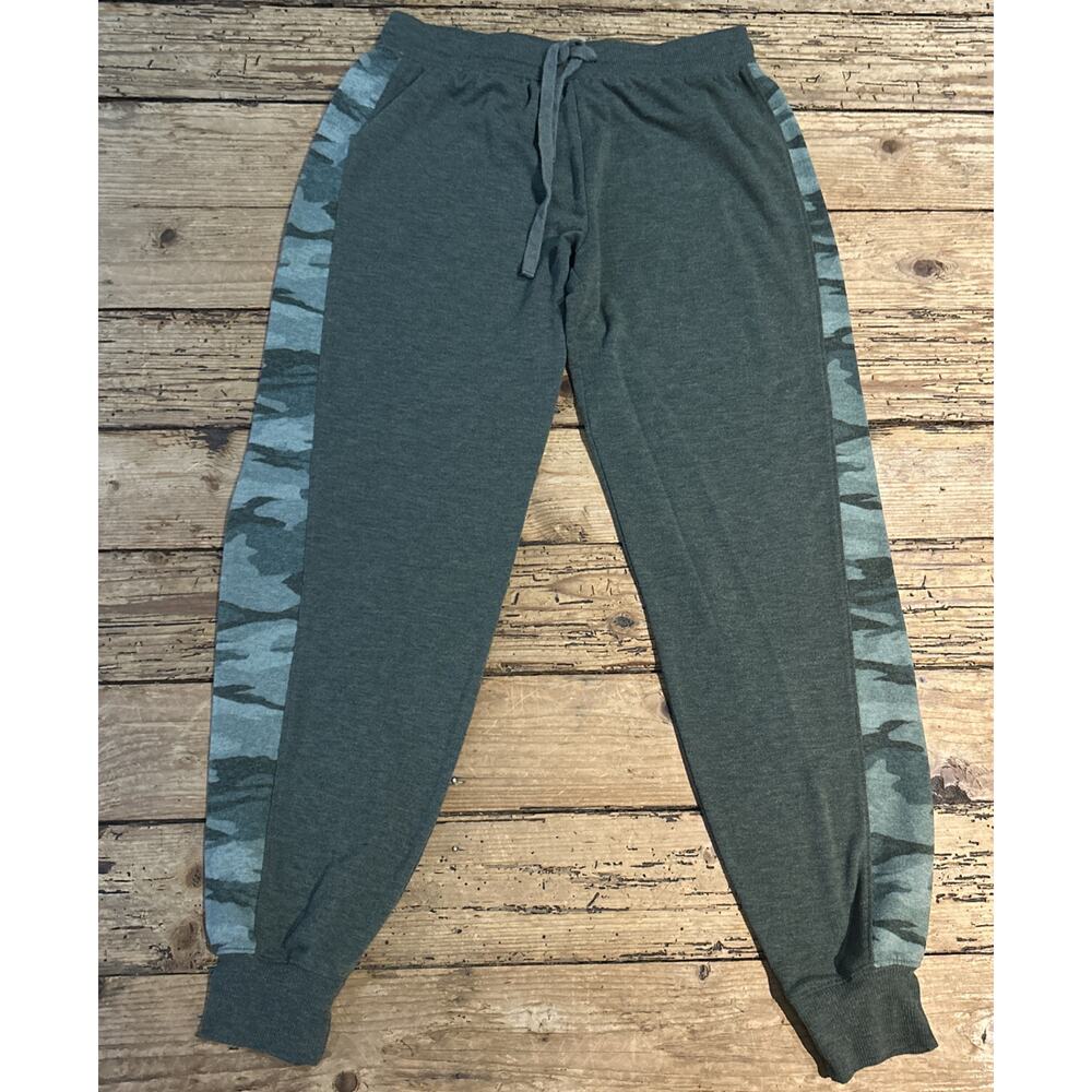 Splendid Women’s Size XS Green Camo Jogger Pants - Picture 3 of 9